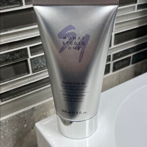 Monat Studio One Flexible Hold Gel - Silver
